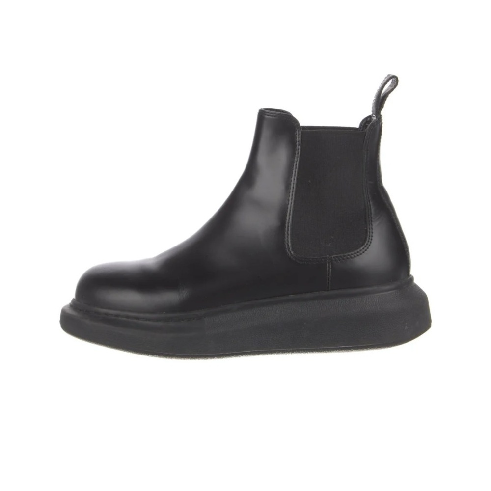 Alexander McQueen Black Chelsea Boots, size 36/ US6